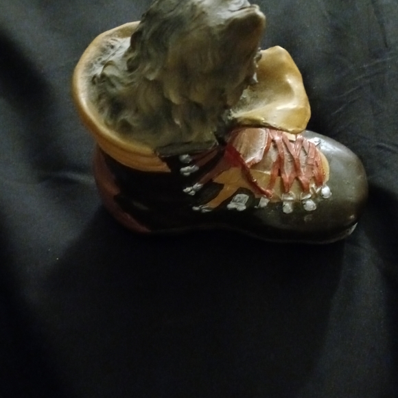 No name cat in a cowboys clay boot. Size 0. For decoration only - Picture 2 of 5